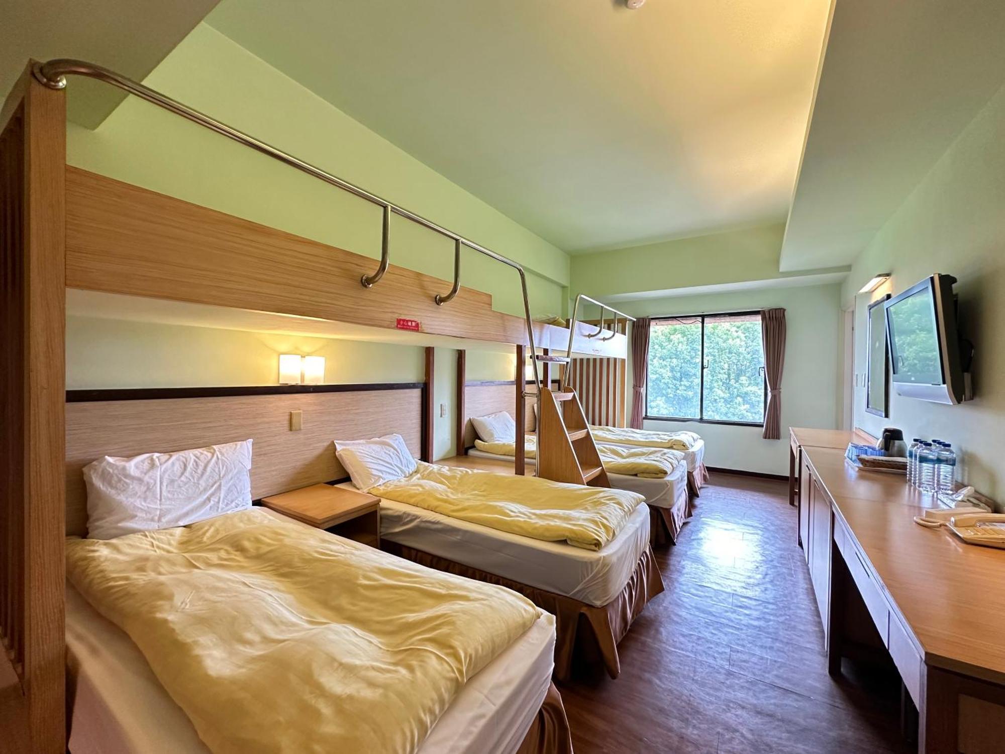Chientan Youth Hotel Taipei Bagian luar foto
