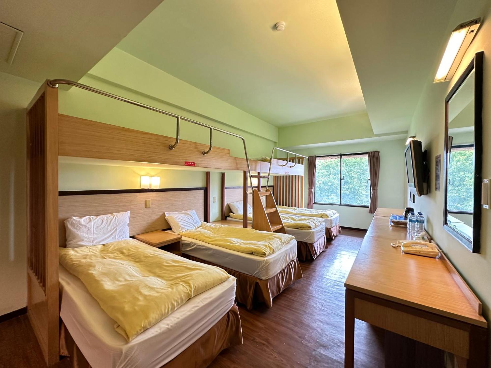 Chientan Youth Hotel Taipei Bagian luar foto
