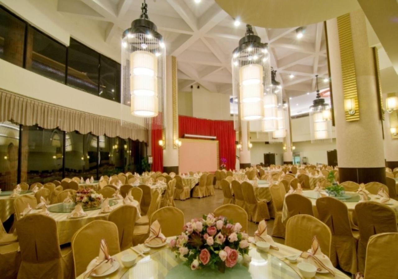 Chientan Youth Hotel Taipei Bagian luar foto